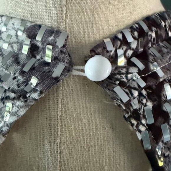 Women's Mock Neck Cut Out Bodysuit Mirrored Embellishment Snake Skin Print SZ 1X - Picture 12 of 16